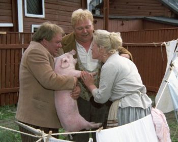 Kino Suomi: Tulitikkuja lainaamassa (7)