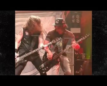 Walking Dead -tähti soitti bassoa metallilegendan keikalla