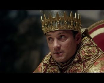 HBO:n sarjauutuus hämmentää seksikkäällä paavilla