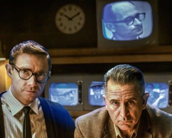 Tv-elokuva Adolf Eichmannin oikeudenkäynnistä vuonna 1961. Oikeudenkäynti kuvattiin ja välitettiin filmeinä ympäri maailmaa, joka vasta silloin uskoi holokaustin hirveydet tapahtuneeksi. Elokuvassa käytetätään alkuperäisiä inserttejä oikeudenkäynnistä
Kuvassa: Milton (Martin Freeman, vas.) ja Leo (Anthony LaPaglia).
Yle Kuvapalvelu